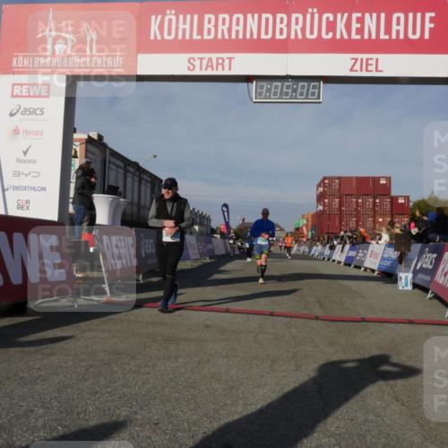 03.10.2025 - Köhlbrandbrückenlauf Matties Gatica Varas http://msf.ph/oto/9166913 03.10.2025 10:05:08 Ziel 1033, 1211, 1302, 1346, 1359, 1406, 1457, 1477, 1622, 1944, 2920, 3409, 3741 meine-sportfotos.de