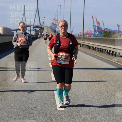 03.10.2025 - Köhlbrandbrückenlauf Strokosch-Dieckow http://msf.ph/oto/9166914 03.10.2025 13:23:20 Position 3 5900 meine-sportfotos.de