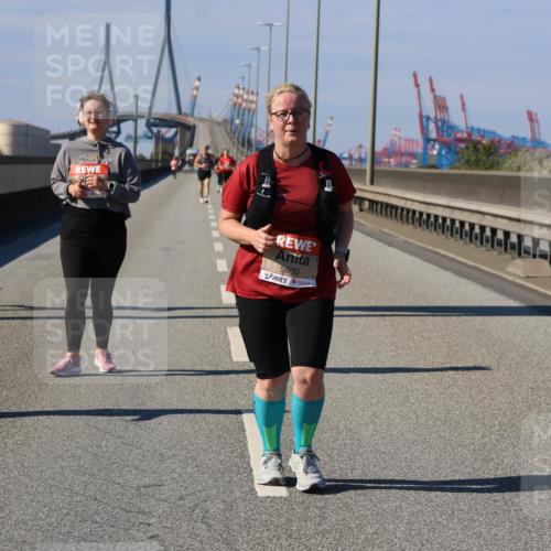 03.10.2025 - Köhlbrandbrückenlauf Strokosch-Dieckow http://msf.ph/oto/9166916 03.10.2025 13:23:20 Position 3 5900 meine-sportfotos.de