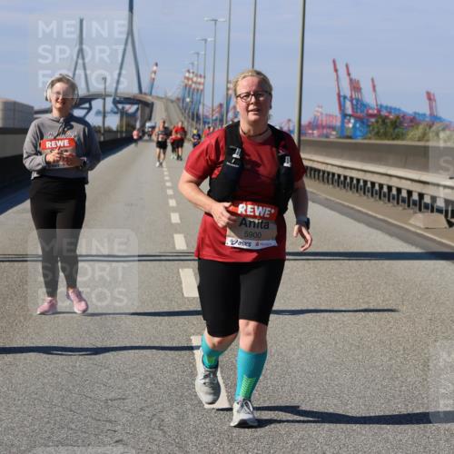 03.10.2025 - Köhlbrandbrückenlauf Strokosch-Dieckow http://msf.ph/oto/9166926 03.10.2025 13:23:20 Position 3 5900 meine-sportfotos.de
