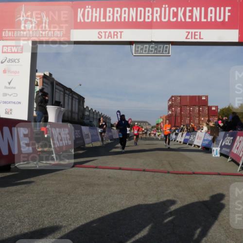 03.10.2025 - Köhlbrandbrückenlauf Matties Gatica Varas http://msf.ph/oto/9166927 03.10.2025 10:05:12 Ziel 1033, 1211, 1239, 1346, 1359, 1406, 1477, 1622, 1944, 2920, 3409, 3721, 3741 meine-sportfotos.de
