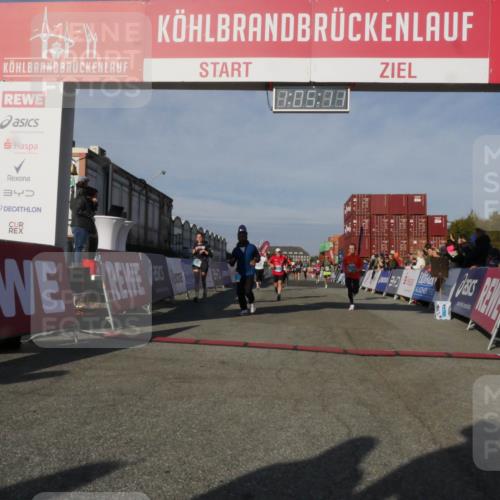 03.10.2025 - Köhlbrandbrückenlauf Matties Gatica Varas http://msf.ph/oto/9166928 03.10.2025 10:05:12 Ziel 1033, 1211, 1239, 1346, 1359, 1406, 1477, 1622, 1944, 2920, 3409, 3721, 3741 meine-sportfotos.de