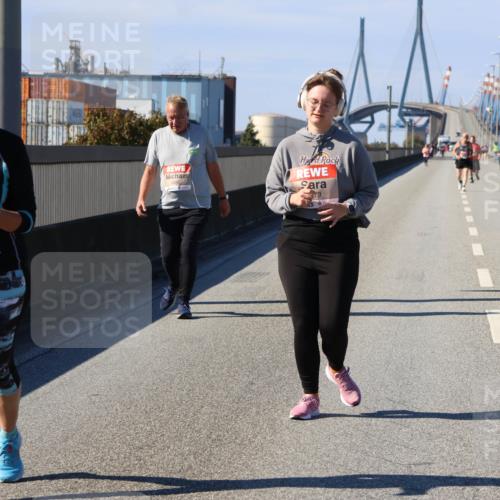 03.10.2025 - Köhlbrandbrückenlauf Strokosch-Dieckow http://msf.ph/oto/9166929 03.10.2025 13:23:21 Position 3 5581 meine-sportfotos.de
