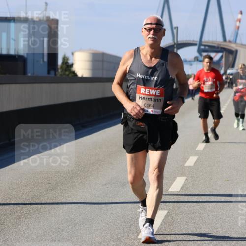 03.10.2025 - Köhlbrandbrückenlauf Strokosch-Dieckow http://msf.ph/oto/9166971 03.10.2025 13:23:42 Position 3 6164 meine-sportfotos.de