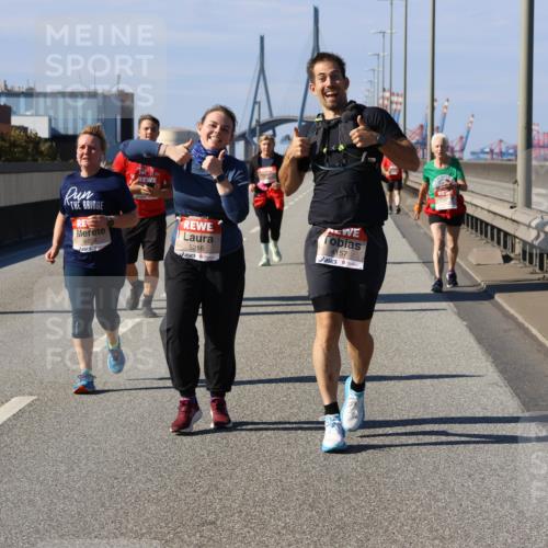 03.10.2025 - Köhlbrandbrückenlauf Strokosch-Dieckow http://msf.ph/oto/9166984 03.10.2025 13:23:51 Position 3 6558, 5216, 4157 meine-sportfotos.de