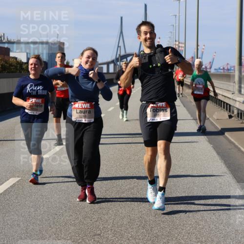 03.10.2025 - Köhlbrandbrückenlauf Strokosch-Dieckow http://msf.ph/oto/9166994 03.10.2025 13:23:51 Position 3 6558, 5216, 4157 meine-sportfotos.de