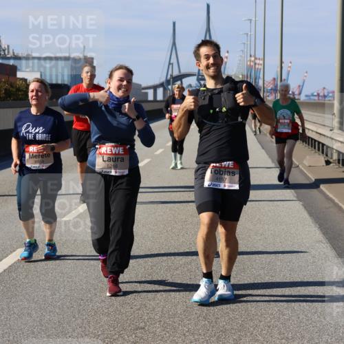 03.10.2025 - Köhlbrandbrückenlauf Strokosch-Dieckow http://msf.ph/oto/9167001 03.10.2025 13:23:52 Position 3 6558, 5216, 4157 meine-sportfotos.de