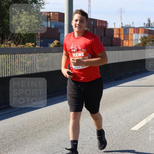 03.10.2025 - Köhlbrandbrückenlauf Strokosch-Dieckow http://msf.ph/oto/9167005 03.10.2025 13:23:57 Position 3 2024 meine-sportfotos.de