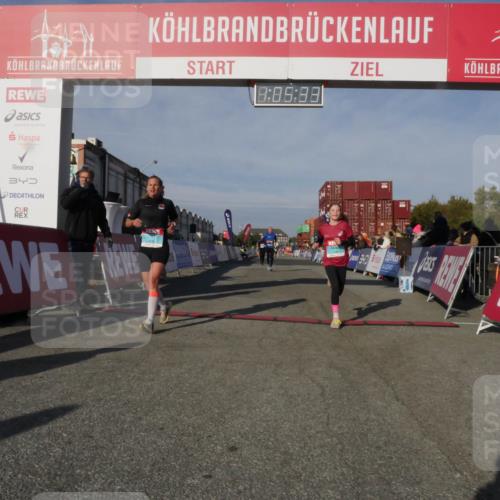 03.10.2025 - Köhlbrandbrückenlauf Matties Gatica Varas http://msf.ph/oto/9167011 03.10.2025 10:05:35 Ziel 1312, 1385, 1415, 3679 meine-sportfotos.de