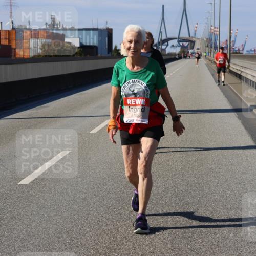 03.10.2025 - Köhlbrandbrückenlauf Strokosch-Dieckow http://msf.ph/oto/9167020 03.10.2025 13:23:59 Position 3 6165 meine-sportfotos.de