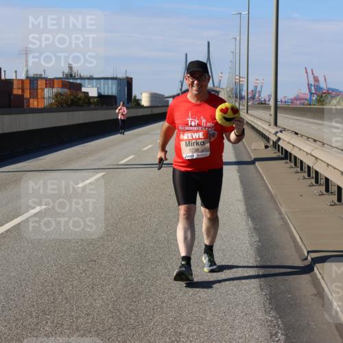 03.10.2025 - Köhlbrandbrückenlauf Strokosch-Dieckow http://msf.ph/oto/9167049 03.10.2025 13:24:14 Position 3 5736 meine-sportfotos.de