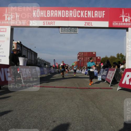 03.10.2025 - Köhlbrandbrückenlauf Matties Gatica Varas http://msf.ph/oto/9167128 03.10.2025 10:06:06 Ziel 1242, 1299, 1333, 1352, 1356, 1397, 1505, 1626, 2913, 3053, 3333, 3764 meine-sportfotos.de