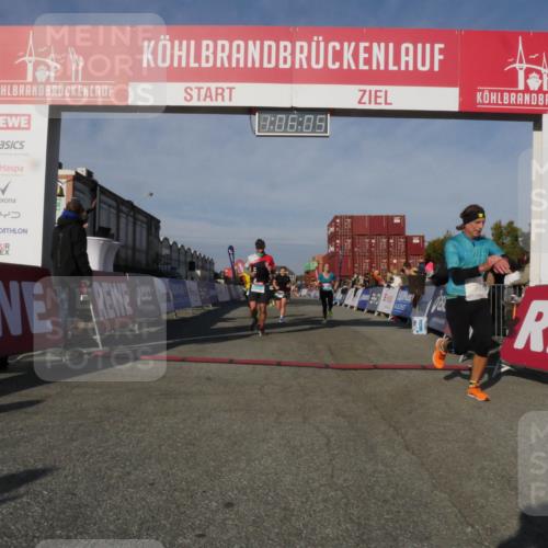 03.10.2025 - Köhlbrandbrückenlauf Matties Gatica Varas http://msf.ph/oto/9167132 03.10.2025 10:06:07 Ziel 1242, 1299, 1333, 1352, 1356, 1397, 1505, 1626, 3053, 3333, 3563, 3764 meine-sportfotos.de