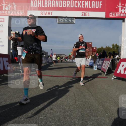 03.10.2025 - Köhlbrandbrückenlauf Matties Gatica Varas http://msf.ph/oto/9167286 03.10.2025 10:06:47 Ziel 1328, 1449, 3177, 3198, 3411, 3481 meine-sportfotos.de