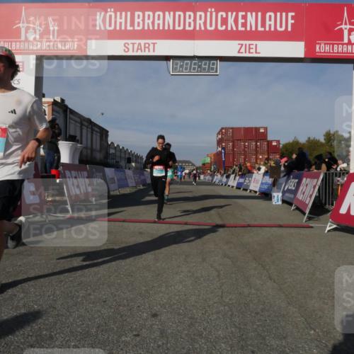 03.10.2025 - Köhlbrandbrückenlauf Matties Gatica Varas http://msf.ph/oto/9167295 03.10.2025 10:06:51 Ziel 1125, 1328, 1449, 1559, 1680, 3177, 3198, 3341, 3411 meine-sportfotos.de