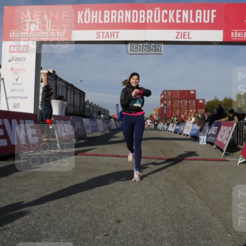 03.10.2025 - Köhlbrandbrückenlauf Matties Gatica Varas http://msf.ph/oto/9167306 03.10.2025 10:06:56 Ziel 1125, 1328, 1412, 1559, 1582, 1680, 2716, 3320, 3341 meine-sportfotos.de