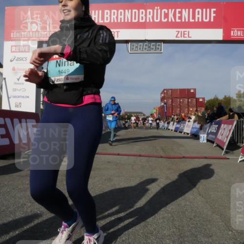 03.10.2025 - Köhlbrandbrückenlauf Matties Gatica Varas http://msf.ph/oto/9167308 03.10.2025 10:06:57 Ziel 1125, 1301, 1328, 1412, 1559, 1582, 1680, 2716, 3320, 3341 meine-sportfotos.de