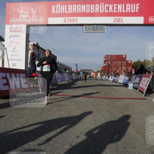 03.10.2025 - Köhlbrandbrückenlauf Matties Gatica Varas http://msf.ph/oto/9167335 03.10.2025 10:07:10 Ziel 1189, 1486, 1496, 1519, 1628, 1730, 2671, 2794, 2903, 2981, 2983, 3585 meine-sportfotos.de