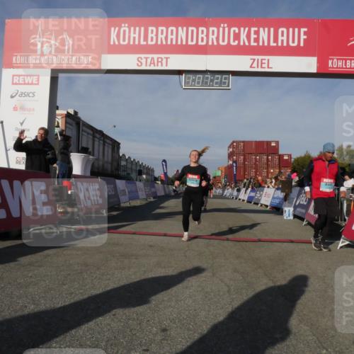 03.10.2025 - Köhlbrandbrückenlauf Matties Gatica Varas http://msf.ph/oto/9167369 03.10.2025 10:07:27 Ziel 1148, 1410, 3300, 3425, 3426, 3603 meine-sportfotos.de