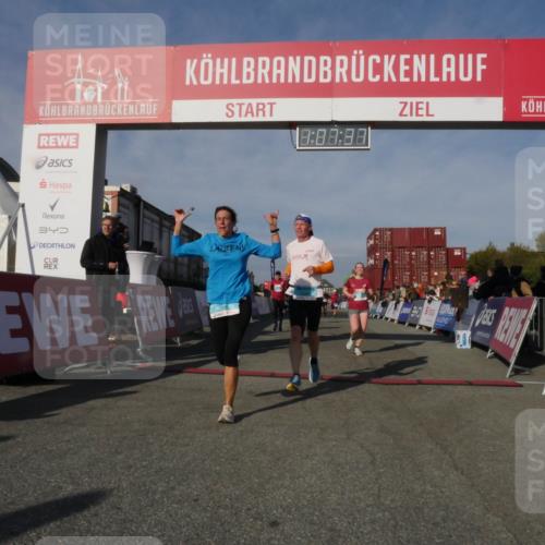 03.10.2025 - Köhlbrandbrückenlauf Matties Gatica Varas http://msf.ph/oto/9167394 03.10.2025 10:07:38 Ziel 1014, 1363, 1410, 1532, 1764, 1774, 1886, 2696, 2761, 2807, 2990, 3425, 3426, 3497 meine-sportfotos.de
