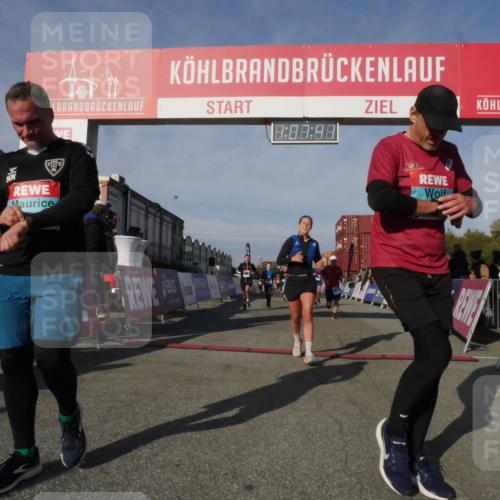 03.10.2025 - Köhlbrandbrückenlauf Matties Gatica Varas http://msf.ph/oto/9167404 03.10.2025 10:07:43 Ziel 1014, 1363, 1377, 1378, 1384, 1532, 1764, 1774, 1886, 2807, 2990, 3250, 3497 meine-sportfotos.de