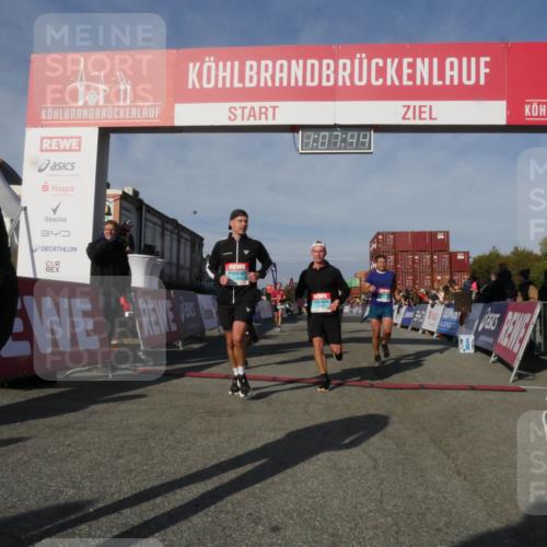 03.10.2025 - Köhlbrandbrückenlauf Matties Gatica Varas http://msf.ph/oto/9167410 03.10.2025 10:07:46 Ziel 1014, 1336, 1363, 1377, 1378, 1384, 1764, 1886, 2807, 2814, 2990, 3250, 3497 meine-sportfotos.de