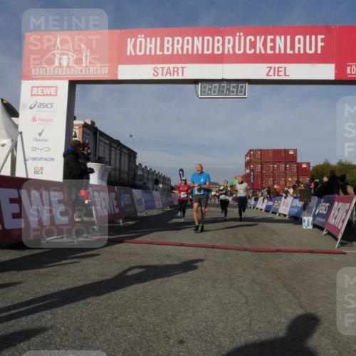 03.10.2025 - Köhlbrandbrückenlauf Matties Gatica Varas http://msf.ph/oto/9167423 03.10.2025 10:07:52 Ziel 1335, 1336, 1377, 1378, 1384, 1849, 2814, 3217, 3250 meine-sportfotos.de