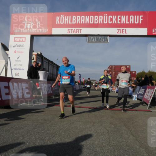 03.10.2025 - Köhlbrandbrückenlauf Matties Gatica Varas http://msf.ph/oto/9167427 03.10.2025 10:07:54 Ziel 1335, 1336, 1377, 1378, 1384, 1849, 2814, 3217 meine-sportfotos.de