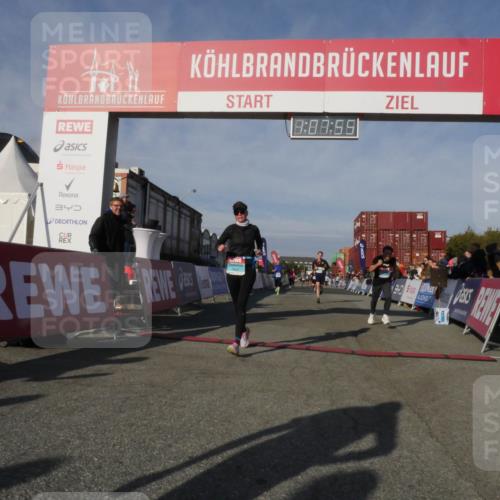 03.10.2025 - Köhlbrandbrückenlauf Matties Gatica Varas http://msf.ph/oto/9167433 03.10.2025 10:07:57 Ziel 1335, 1336, 1716, 1849, 2733, 3217, 3272 meine-sportfotos.de