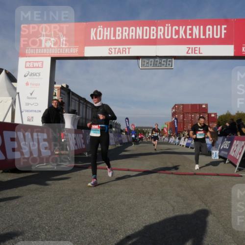 03.10.2025 - Köhlbrandbrückenlauf Matties Gatica Varas http://msf.ph/oto/9167434 03.10.2025 10:07:57 Ziel 1335, 1336, 1716, 1849, 2733, 3217, 3272 meine-sportfotos.de
