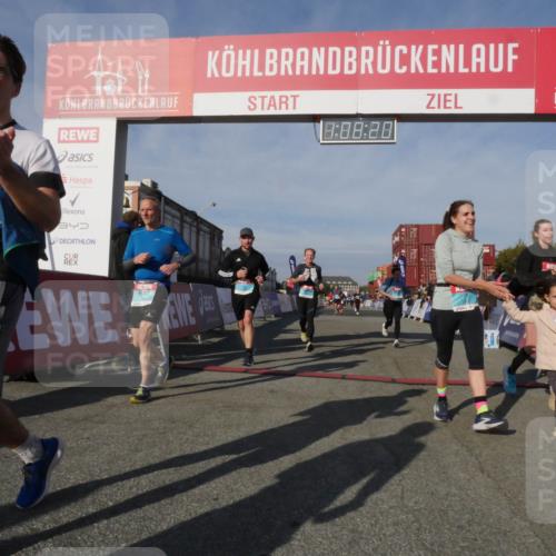 03.10.2025 - Köhlbrandbrückenlauf Matties Gatica Varas http://msf.ph/oto/9167484 03.10.2025 10:08:22 Ziel 1407, 1461, 1876, 2026, 3278, 3309, 3362, 3734 meine-sportfotos.de