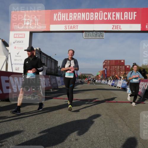 03.10.2025 - Köhlbrandbrückenlauf Matties Gatica Varas http://msf.ph/oto/9167487 03.10.2025 10:08:23 Ziel 1203, 1407, 1461, 1876, 2026, 3309, 3362 meine-sportfotos.de
