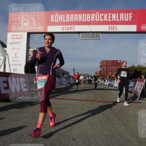 03.10.2025 - Köhlbrandbrückenlauf Matties Gatica Varas http://msf.ph/oto/9167505 03.10.2025 10:08:32 Ziel 1089, 1172, 1203, 1238, 1257, 1338, 1371, 1461, 1601, 1753, 1755, 1876, 2942, 3071, 3778 meine-sportfotos.de