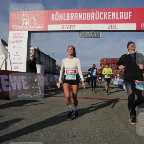 03.10.2025 - Köhlbrandbrückenlauf Matties Gatica Varas http://msf.ph/oto/9167513 03.10.2025 10:08:36 Ziel 1089, 1172, 1238, 1257, 1338, 1371, 1430, 1489, 1508, 1601, 1753, 1755, 2735, 2736, 2776, 2942, 3071, 3123, 3752, 3778 meine-sportfotos.de