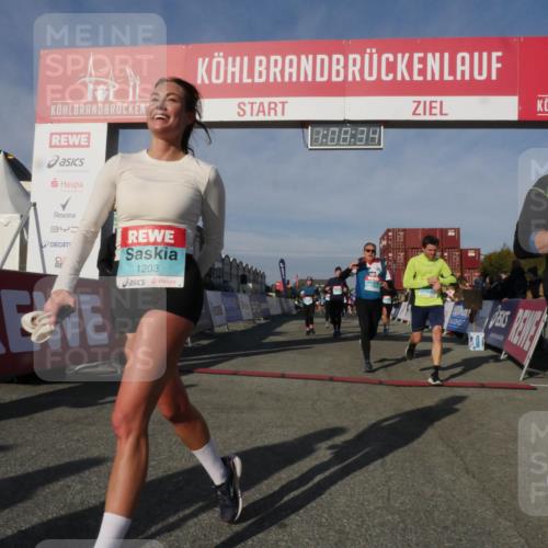 03.10.2025 - Köhlbrandbrückenlauf Matties Gatica Varas http://msf.ph/oto/9167514 03.10.2025 10:08:36 Ziel 1089, 1172, 1238, 1257, 1338, 1371, 1430, 1489, 1508, 1601, 1753, 1755, 2735, 2736, 2776, 2942, 3071, 3123, 3752, 3778 meine-sportfotos.de