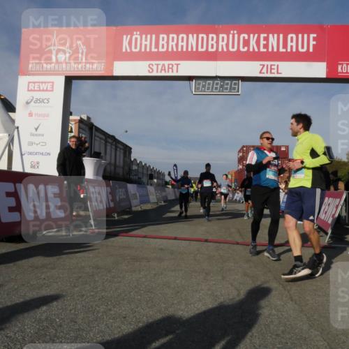 03.10.2025 - Köhlbrandbrückenlauf Matties Gatica Varas http://msf.ph/oto/9167516 03.10.2025 10:08:37 Ziel 1089, 1172, 1238, 1257, 1338, 1430, 1489, 1508, 1753, 1755, 2735, 2736, 2776, 2942, 3071, 3123, 3261, 3369, 3752, 3778 meine-sportfotos.de