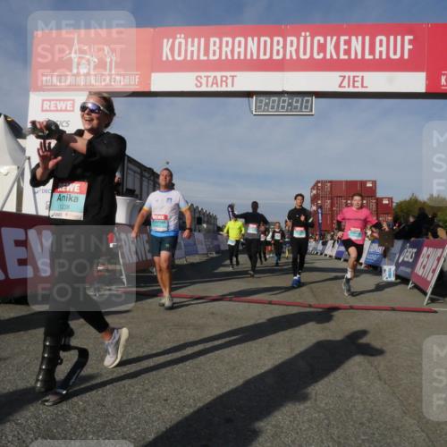 03.10.2025 - Köhlbrandbrückenlauf Matties Gatica Varas http://msf.ph/oto/9167526 03.10.2025 10:08:42 Ziel 1089, 1172, 1430, 1489, 1508, 1525, 1566, 1567, 1739, 1755, 2731, 2734, 2735, 2736, 2776, 2942, 3123, 3189, 3261, 3369, 3752 meine-sportfotos.de