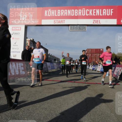 03.10.2025 - Köhlbrandbrückenlauf Matties Gatica Varas http://msf.ph/oto/9167527 03.10.2025 10:08:42 Ziel 1089, 1172, 1430, 1489, 1508, 1525, 1566, 1567, 1739, 1755, 2731, 2734, 2735, 2736, 2776, 2942, 3123, 3189, 3261, 3369, 3752 meine-sportfotos.de