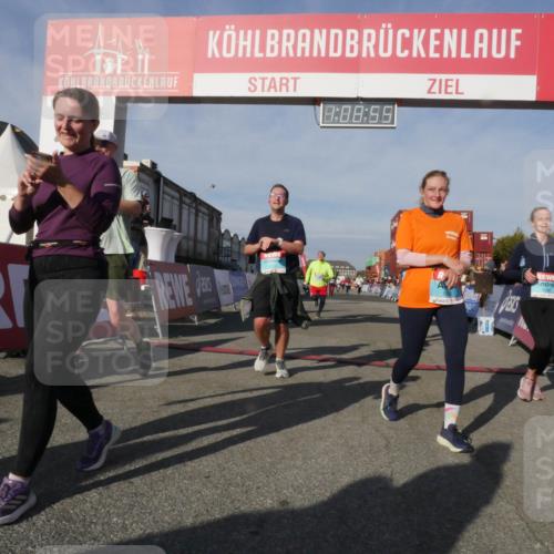 03.10.2025 - Köhlbrandbrückenlauf Matties Gatica Varas http://msf.ph/oto/9167557 03.10.2025 10:08:56 Ziel 1364, 1367, 1451, 1506, 1555, 1670, 3128, 3380, 3738 meine-sportfotos.de