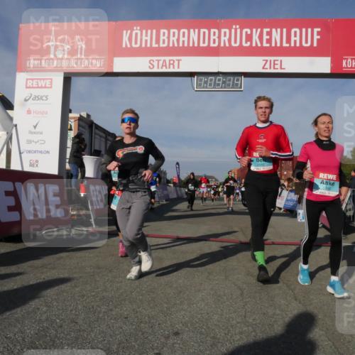 03.10.2025 - Köhlbrandbrückenlauf Matties Gatica Varas http://msf.ph/oto/9167597 03.10.2025 10:09:16 Ziel 1163, 1369, 1391, 1419, 1478, 1507, 1600, 1673, 1902, 2450, 2677, 3006, 3010, 3672, 3743 meine-sportfotos.de