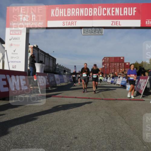 03.10.2025 - Köhlbrandbrückenlauf Matties Gatica Varas http://msf.ph/oto/9167612 03.10.2025 10:09:23 Ziel 1163, 1250, 1369, 1391, 1419, 1478, 1600, 1742, 1805, 1818, 1901, 2677, 3387, 3743 meine-sportfotos.de