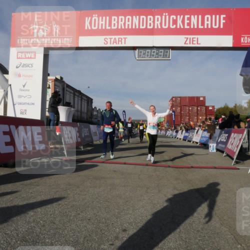 03.10.2025 - Köhlbrandbrückenlauf Matties Gatica Varas http://msf.ph/oto/9167632 03.10.2025 10:09:33 Ziel 1201, 1464, 1558, 1742, 1805, 3387, 3641 meine-sportfotos.de