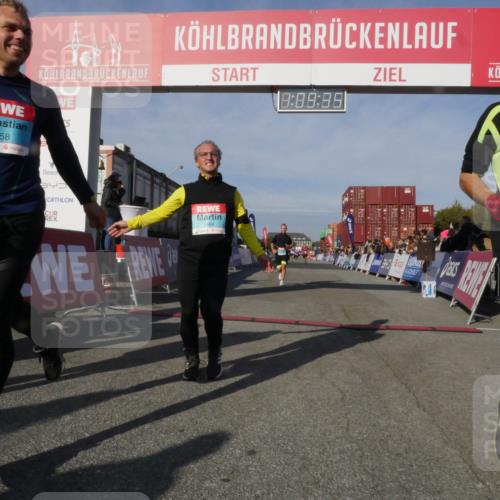 03.10.2025 - Köhlbrandbrückenlauf Matties Gatica Varas http://msf.ph/oto/9167641 03.10.2025 10:09:37 Ziel 1408, 2882, 2946, 3641 meine-sportfotos.de