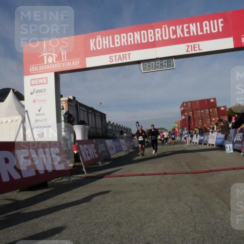 03.10.2025 - Köhlbrandbrückenlauf Matties Gatica Varas http://msf.ph/oto/9167670 03.10.2025 10:09:53 Ziel 1188, 1399, 1401, 1409, 1473, 1747, 1786, 1801, 1975, 2027, 2034, 3162, 3321, 3539, 3811 meine-sportfotos.de