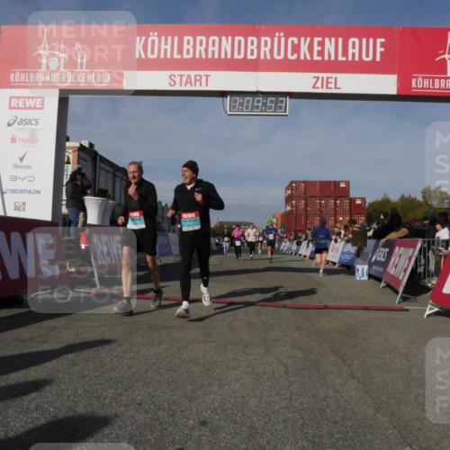 03.10.2025 - Köhlbrandbrückenlauf Matties Gatica Varas http://msf.ph/oto/9167675 03.10.2025 10:09:55 Ziel 1188, 1343, 1399, 1401, 1409, 1473, 1747, 1801, 1975, 2027, 2034, 2471, 3162, 3539, 3811 meine-sportfotos.de
