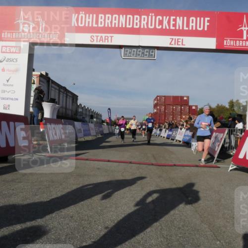 03.10.2025 - Köhlbrandbrückenlauf Matties Gatica Varas http://msf.ph/oto/9167678 03.10.2025 10:09:56 Ziel 1188, 1343, 1399, 1401, 1409, 1473, 1747, 1801, 1975, 2027, 2034, 2471, 3162, 3539, 3811 meine-sportfotos.de