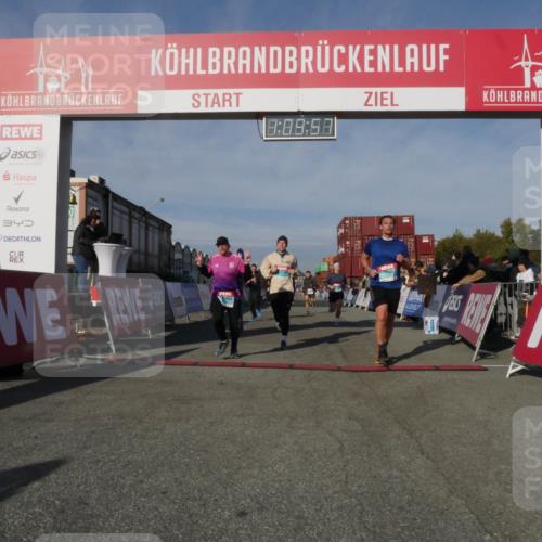 03.10.2025 - Köhlbrandbrückenlauf Matties Gatica Varas http://msf.ph/oto/9167683 03.10.2025 10:09:59 Ziel 1188, 1343, 1399, 1401, 1409, 1473, 1747, 1801, 1873, 1975, 2027, 2034, 2471, 3162, 3200, 3201, 3811 meine-sportfotos.de