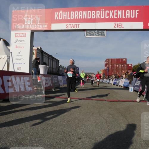03.10.2025 - Köhlbrandbrückenlauf Matties Gatica Varas http://msf.ph/oto/9167743 03.10.2025 10:10:28 Ziel 1192, 1307, 1375, 1536, 1583, 1605, 1631, 1636, 1660, 2134, 2821, 2858 meine-sportfotos.de