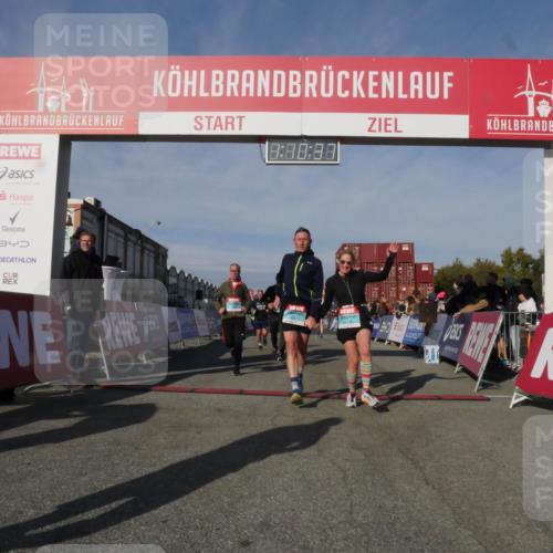 03.10.2025 - Köhlbrandbrückenlauf Matties Gatica Varas http://msf.ph/oto/9167761 03.10.2025 10:10:39 Ziel 1093, 1217, 1307, 1413, 1499, 1605, 1631, 2015, 2728, 2890, 2891, 2964, 3345 meine-sportfotos.de