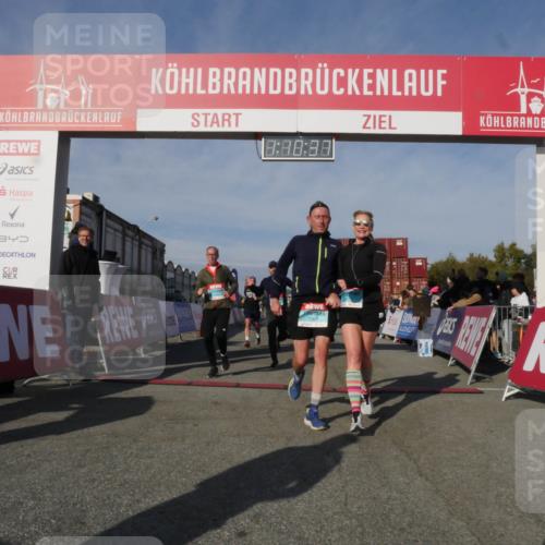 03.10.2025 - Köhlbrandbrückenlauf Matties Gatica Varas http://msf.ph/oto/9167762 03.10.2025 10:10:39 Ziel 1093, 1217, 1307, 1413, 1499, 1605, 1631, 2015, 2728, 2890, 2891, 2964, 3345 meine-sportfotos.de